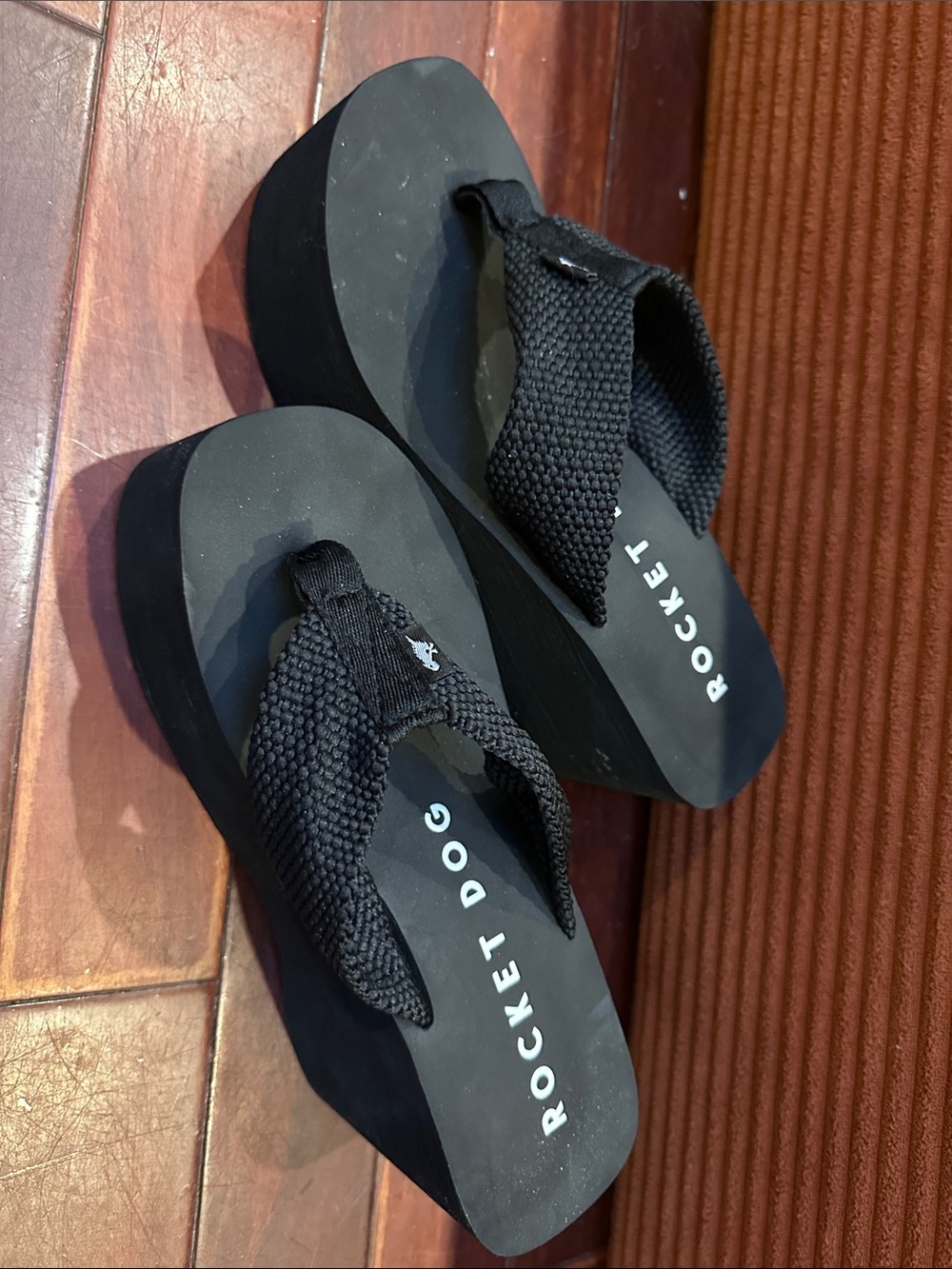 Rocket dog platform sandals